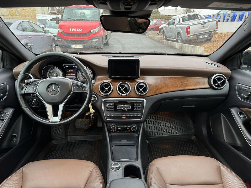 Mercedes-Benz GLA 220 CDI 4 MATIC 125 kW - fotka 9 z 17