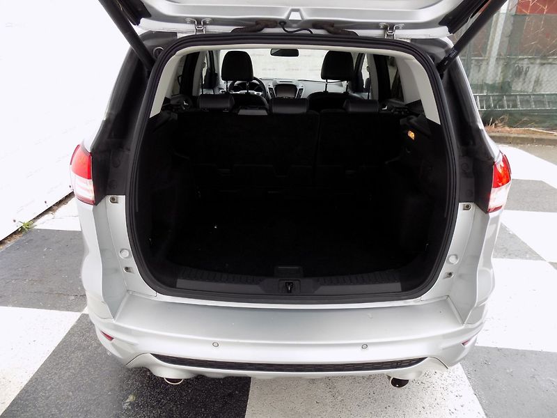 Ford Kuga (2016) 2.0TDCi/Individual/AWD/AT/ - fotka 8 z 44