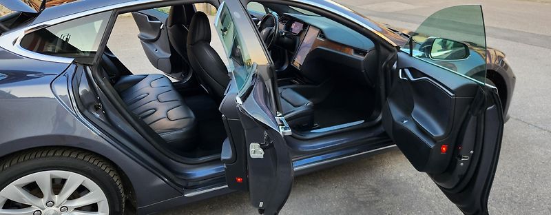Tesla Model S (2020) 100D*LONG*RANGE*RAVEN*ZÁRUKA* - fotka 11 z 48