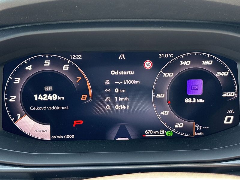 Cupra Terramar (2026) 2.0 TSI 204k DSG 4WD - fotka 6 z 33