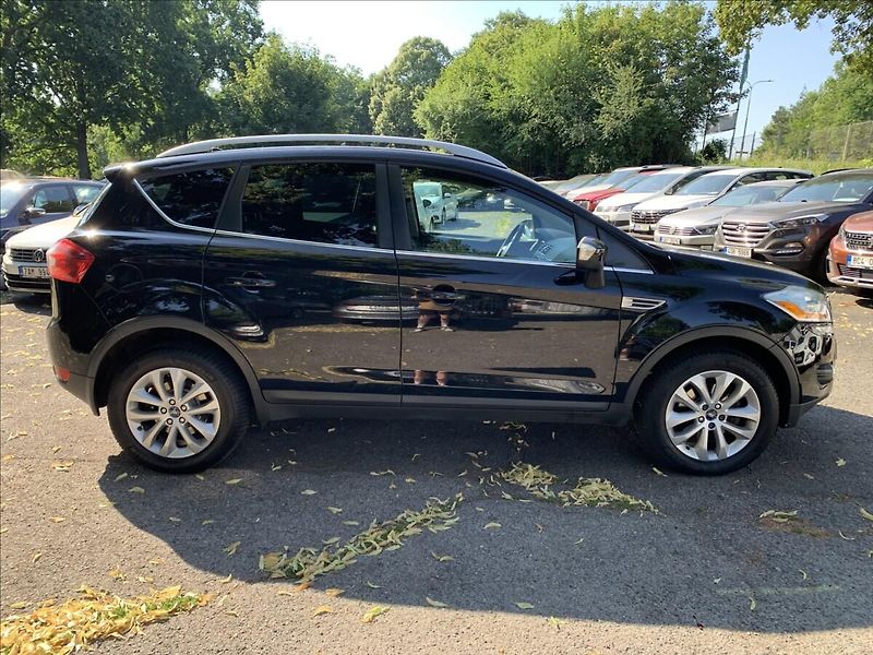 Ford Kuga 2,0 TDCI 4x4 - fotka 4 z 21