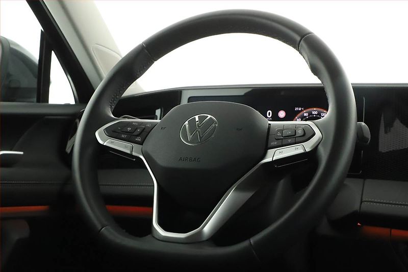 Volkswagen Tiguan (2025) 1.5 eTSI - fotka 8 z 20