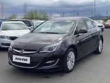 Opel Astra (2012) 2.0 TDCi, AC, navi, park - náhled 2