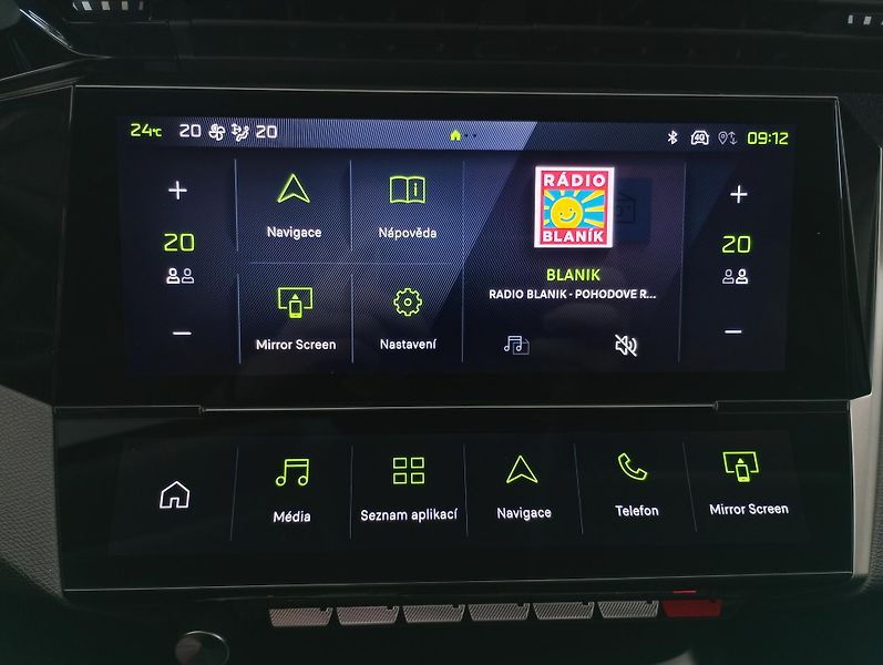 Peugeot 408 (2026) ALLURE Hybrid 145 e-DCS6 - fotka 13 z 26