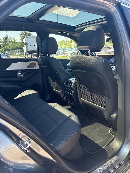 Mercedes-Benz GLE (2024) 350 de 4MATIC - fotka 8 z 13