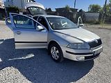 Škoda Octavia (2004) II, 1.6MPi,rezervace - náhled 11