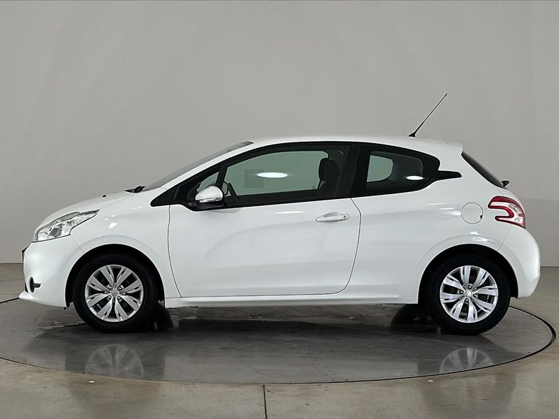 Peugeot 208 Hatchback 208 - fotka 3 z 25