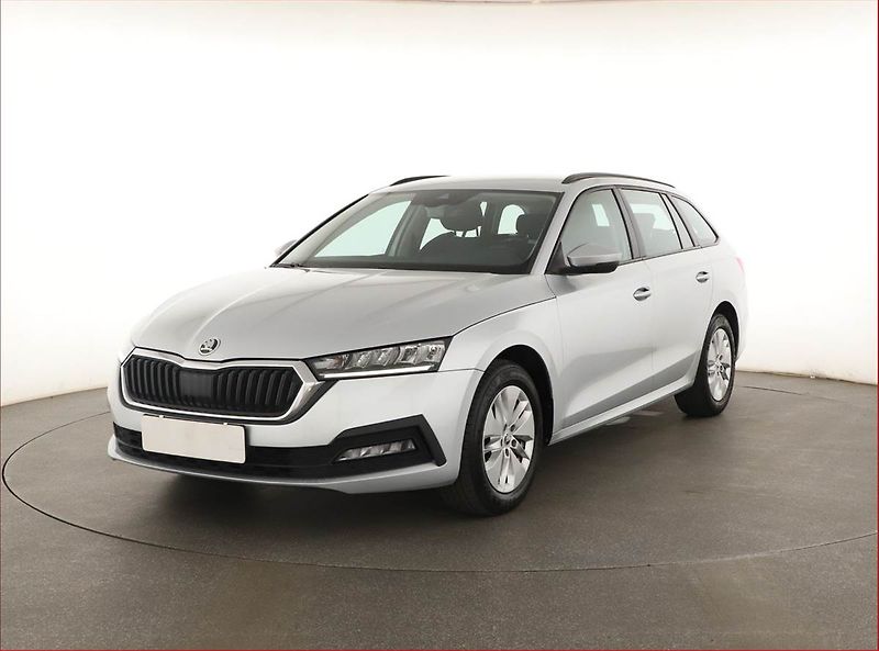 Škoda Octavia (2023) Ambition 2.0 TDI, ČR,1.maj - fotka 2 z 15