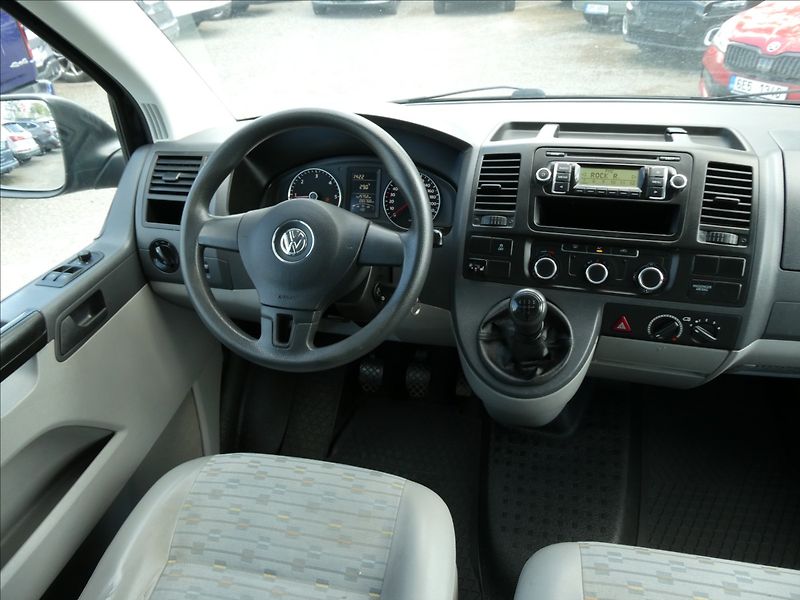 Volkswagen Transporter 2,0 TDi BUS 9.míst,klima,webas - fotka 22 z 46