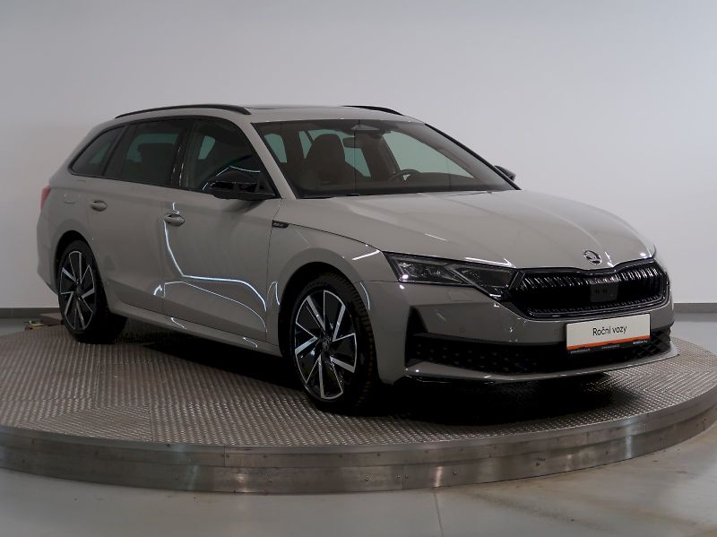 Škoda Octavia (2025) SPORTLINE 2.0TDI 110KW PANORAM - fotka 6 z 45