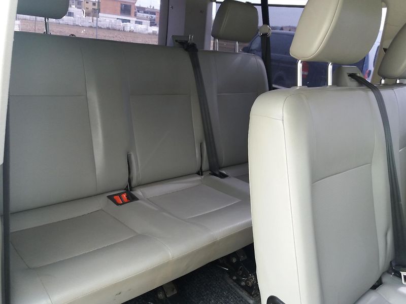 Volkswagen Caravelle 2.0TDi,9.MÍST,TAŽNY,4MOTION - fotka 19 z 24