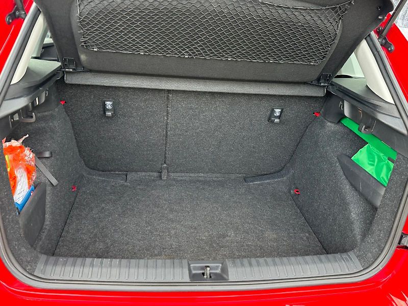 Škoda Kamiq (2020) 1.5TSi, 110KW,VYHŘ.SED.KEYLESS - fotka 10 z 21