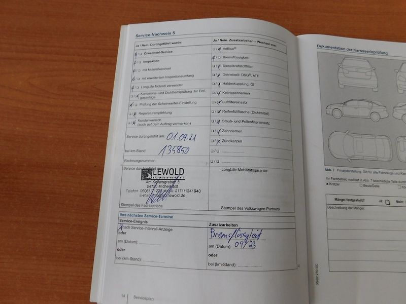 Volkswagen Golf (2016) VII KOMBI 2.0 TDi - fotka 31 z 33