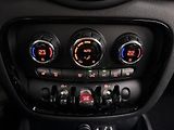 Mini Clubman S 2.0T 141kW Pepper LED - náhled 10