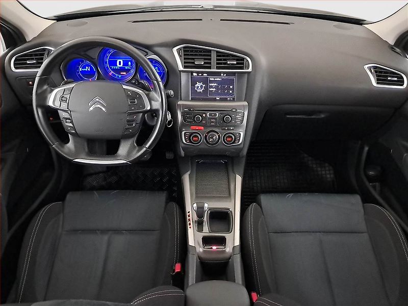 Citroën C4 (2012) 1.6 HDi, Automat, Tempomat - fotka 8 z 17