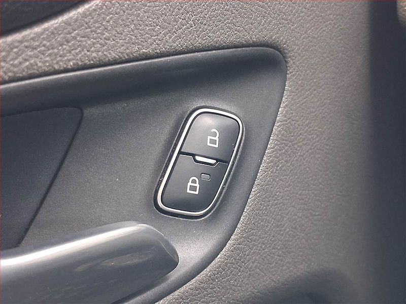 Ford Tourneo Custom (2023) Trend 2.0 EcoBlue, DPH - fotka 14 z 15
