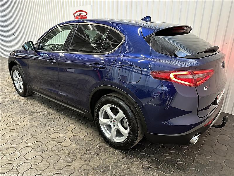 Alfa Romeo Stelvio 2.2JTDM 154kW Q4 SUPER 2XKOLA - fotka 5 z 40