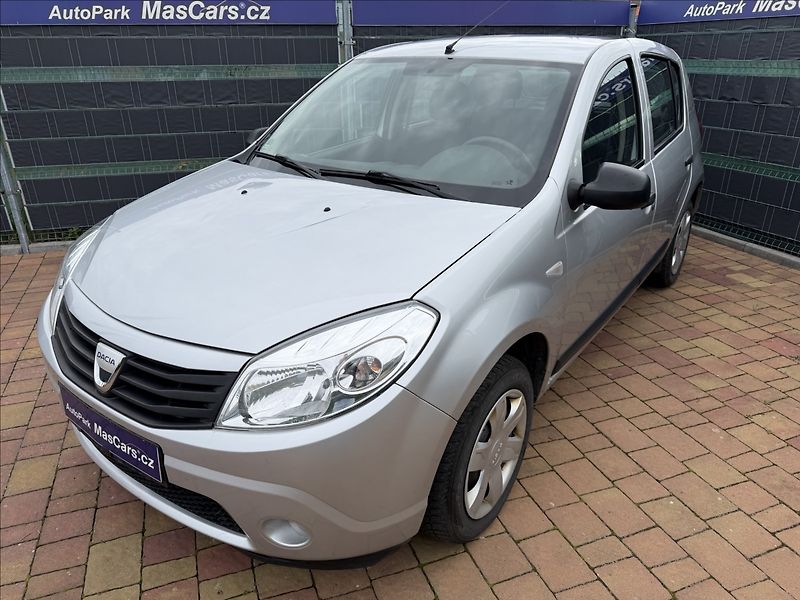 Dacia Sandero 1.4 - fotka 4 z 12