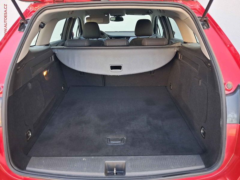 Opel Astra (2016) 1.4i, 1.maj,ČR, AC, ČR - fotka 7 z 16