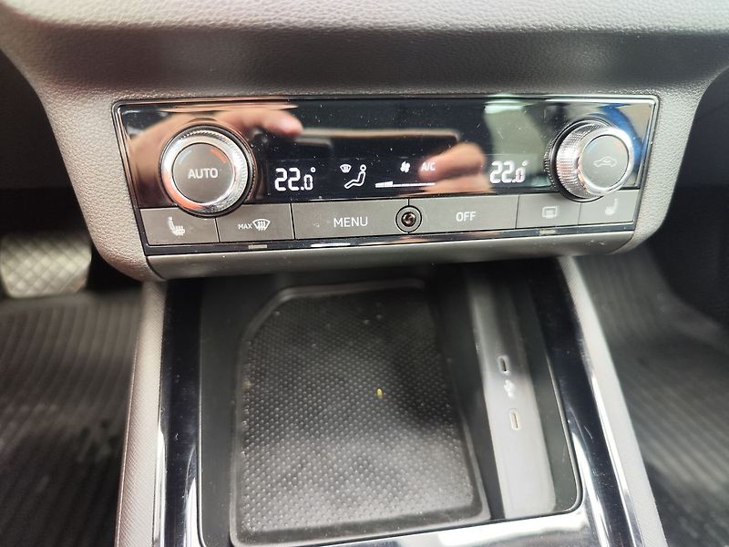 Škoda Scala 1.5 TSi/110kW Style DSG ČR - fotka 19 z 27