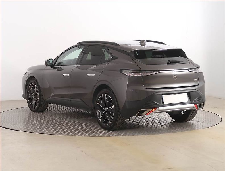 DS Automobiles DS4 (2023) Cross Rivoli 1.2 PureTech - fotka 4 z 22