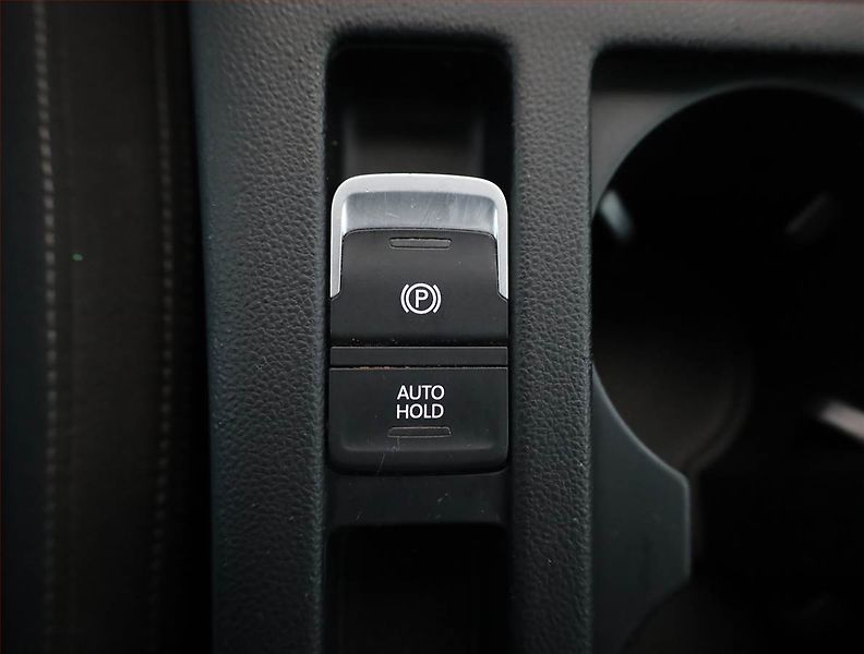 Volkswagen Passat (2016) 2.0 TDI, Navi, Tempomat - fotka 16 z 18