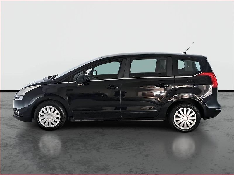 Peugeot 5008 (2011) Active 1.6 HDi, Tažné - fotka 3 z 14