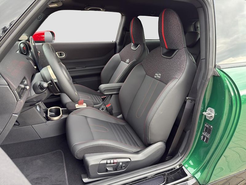 Mini Cooper JCW - fotka 8 z 22
