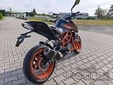 KTM 125 Duke (2021) - náhled 4