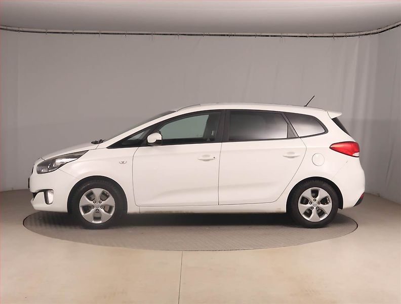Kia Carens (2015) 1.6 GDI, Serv.kniha, Tempomat - fotka 3 z 15