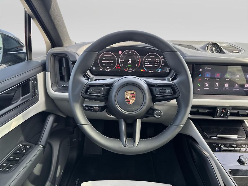 Porsche Cayenne E-Hybrid Coupé Black Edition - fotka 18 z 28
