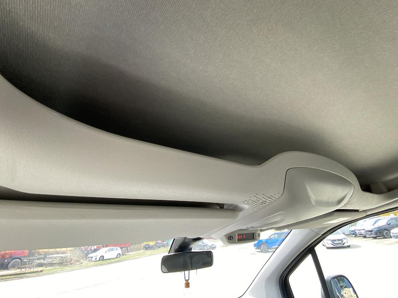 Peugeot Rifter (2021)  ALLURE 1.5 BlueHDi 100 MAN6 - fotka 15 z 22