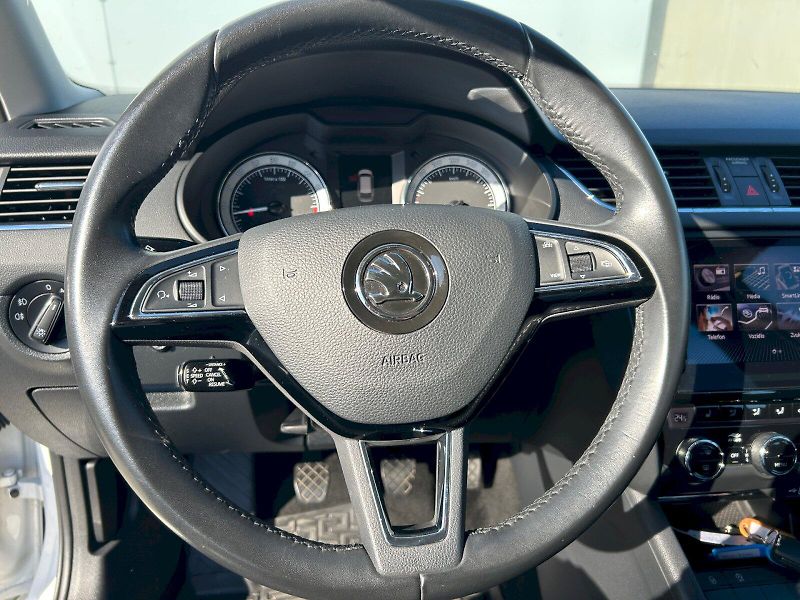 Škoda Octavia (2022) 1,6TDI 85kW 35000KM!!! - fotka 18 z 26