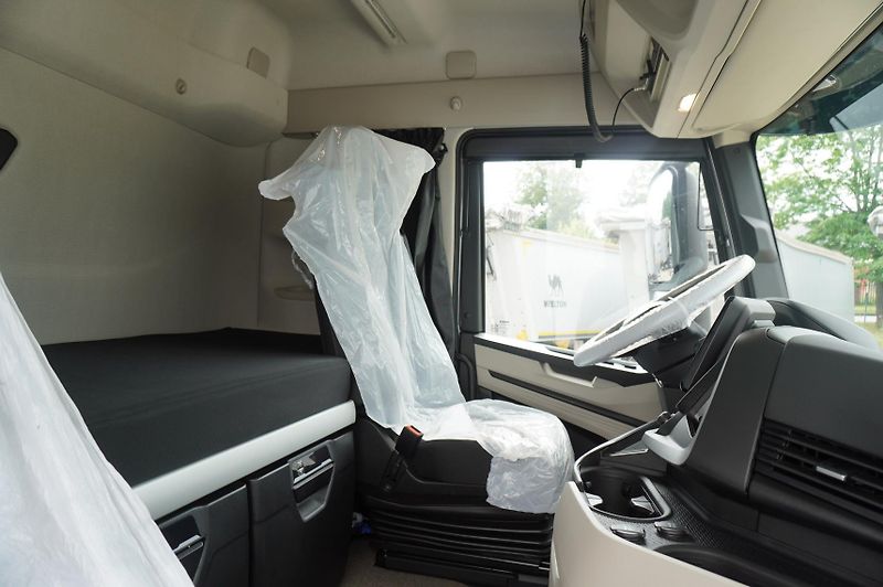 Iveco S-WAY (2026) AS260S46Y/PS / no mileage/ ADR - fotka 22 z 24