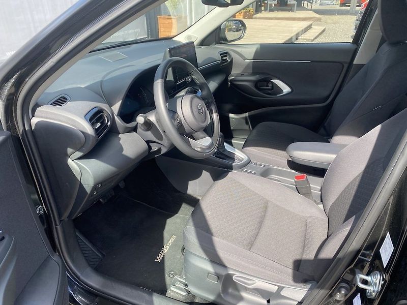 Toyota Yaris Cross 1.5HEV, ČR-1m, Comfort, DPH - fotka 10 z 26