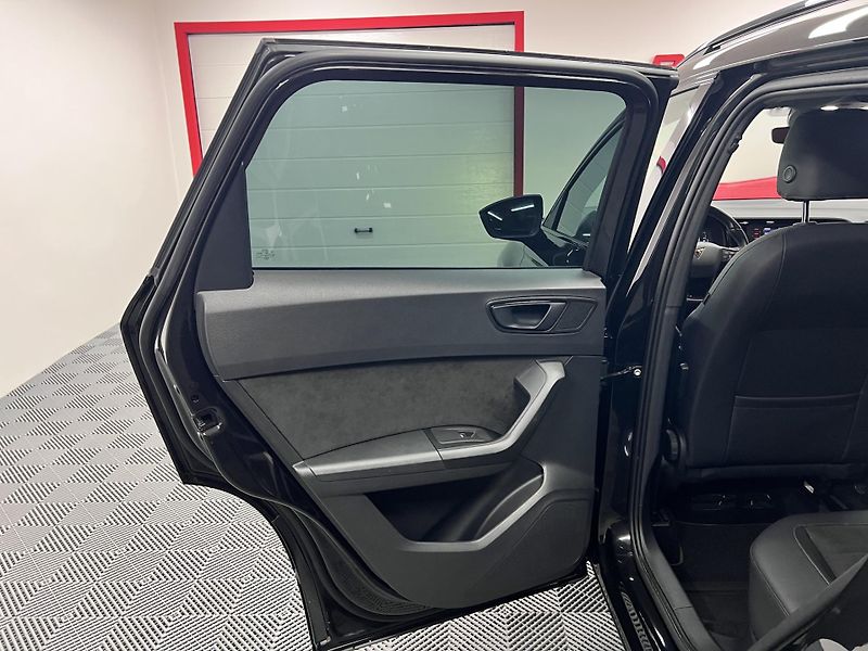 Cupra Ateca 2.0 TSI 221 kW REZERVACE - fotka 21 z 54