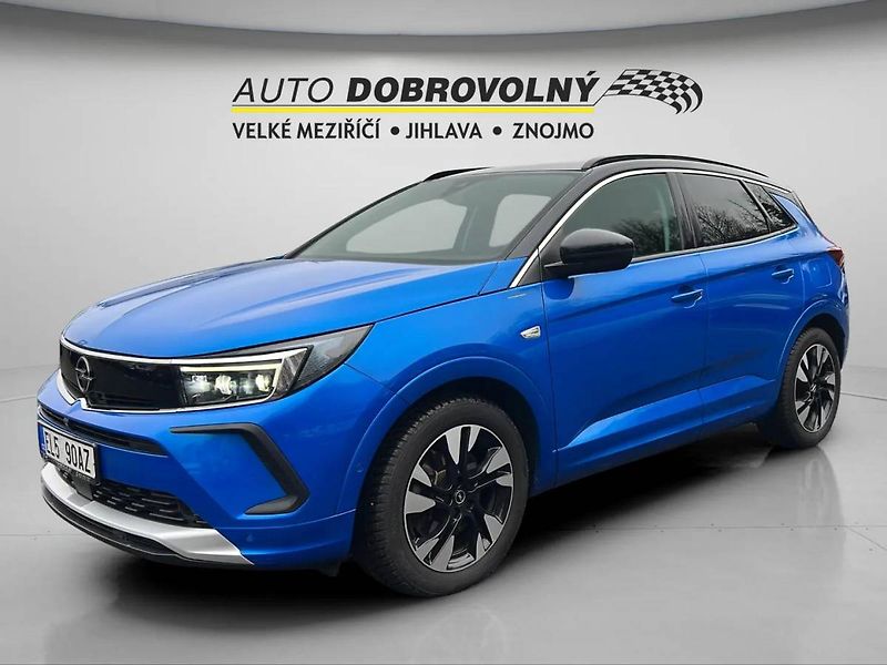 Opel Grandland Ultimate 4x4 PHEV 1.6L Turbo 8 - fotka 3 z 31