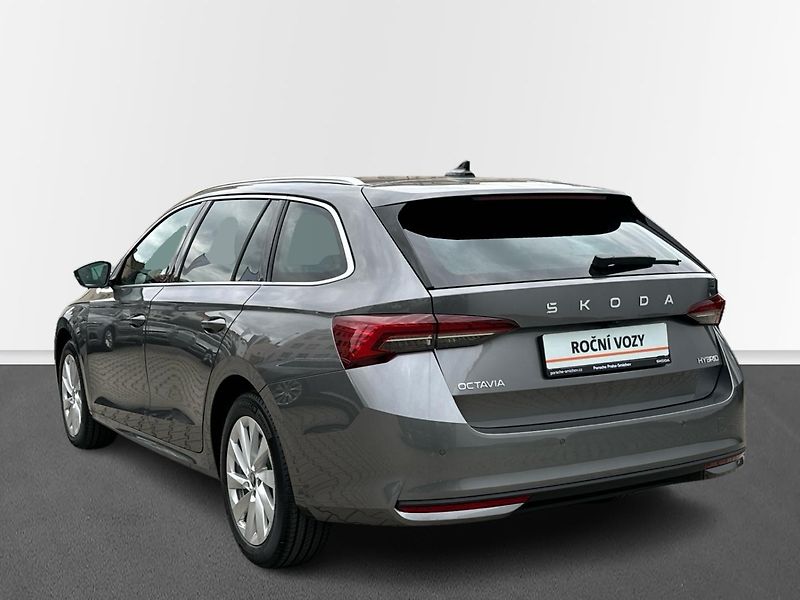 Škoda Octavia Combi 1,5 TSI 110kW DSG - fotka 8 z 24