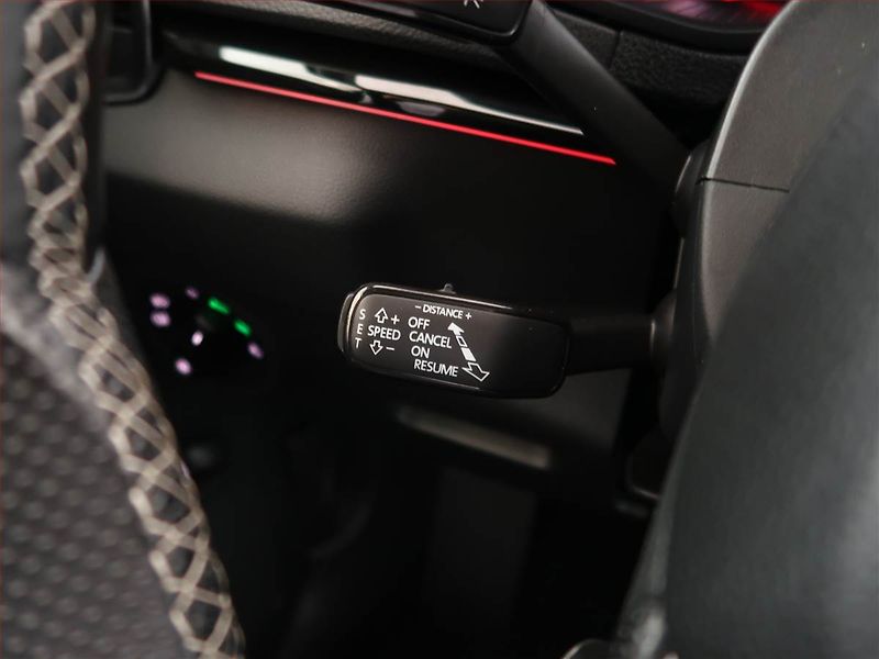 Škoda Karoq (2020) Sportline 1.5 TSI, ČR - fotka 17 z 26