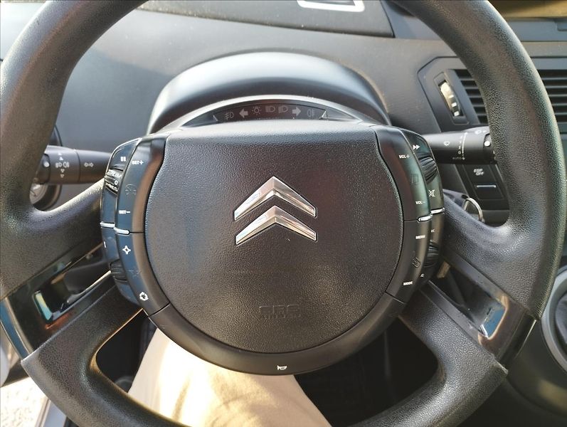 Citroën C4 Picasso 1,6 HDi - fotka 12 z 15