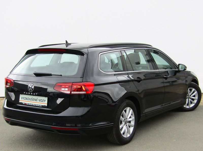 Volkswagen Passat Business 2.0 TDI 110KW DSG Var - fotka 2 z 30
