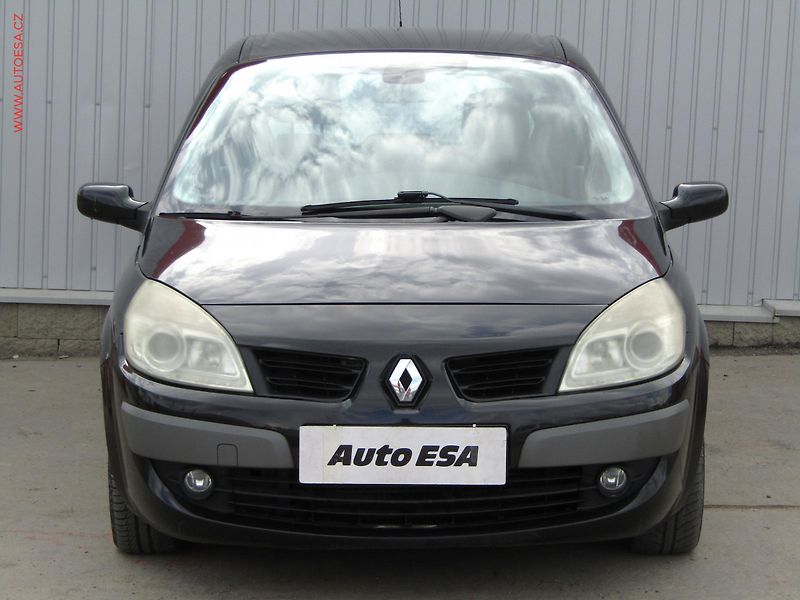 Renault Scénic (2008) 1.5 dCi, AC, tempo, navi - fotka 2 z 18