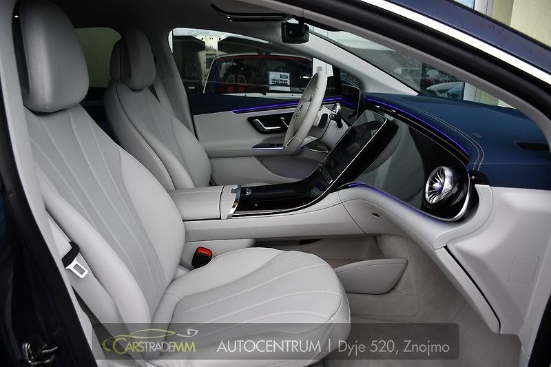 Mercedes-Benz EQE 350 4MATIC - fotka 16 z 56