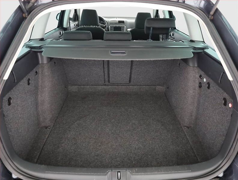 Škoda Octavia (2009) 1.6 TDI, Serv.kniha, po STK - fotka 16 z 17