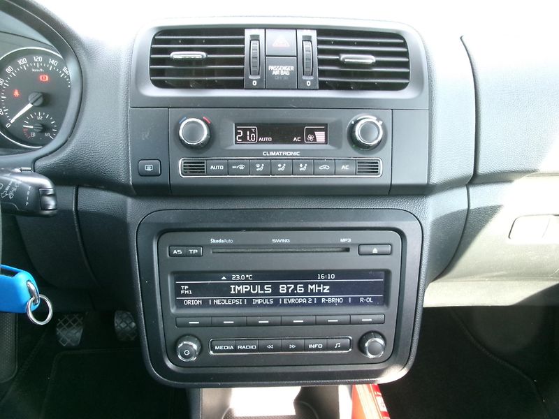 Škoda Fabia (2010) 1,2TSi ELEGANCE AC ALU - fotka 19 z 28
