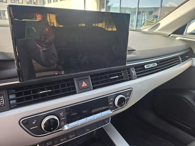 Audi A4 Avant (2023) Audi A4 Avant 2.0 TDI DSG150kW - fotka 5 z 14