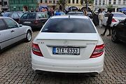 Sraz vozů značky Mercedes na Karlově náměstí v Kolíně.
