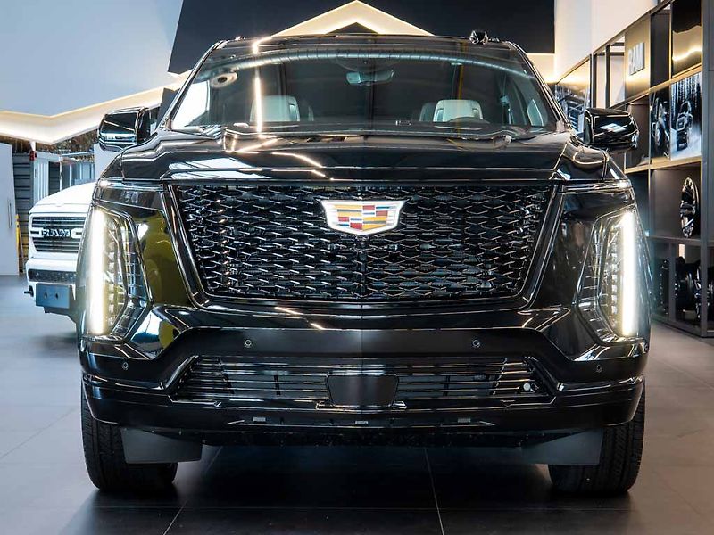 Cadillac Escalade (2026) 6.2 ESV Sport Platinum 2026 - fotka 11 z 45