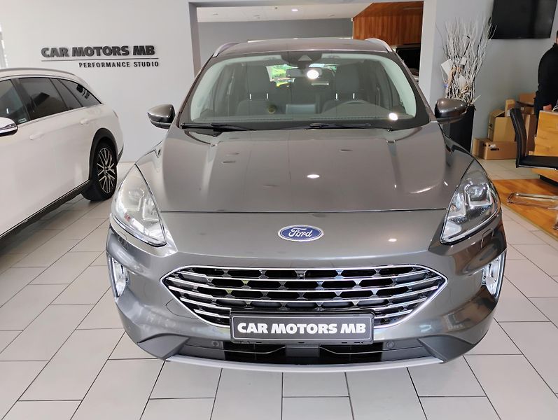Ford Kuga 1.5T EcoBoost, Titanium  - fotka 2 z 26
