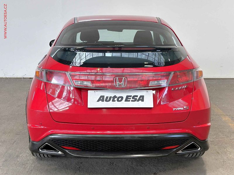 Honda Civic (2007) 1.8i-VTEC, AT, AC, temp - fotka 5 z 15